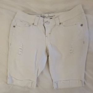 White Bermuda shorts